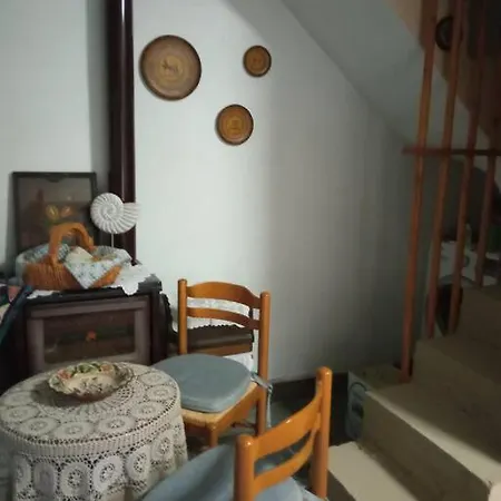 Persefoni's Traditional House Nyaraló *