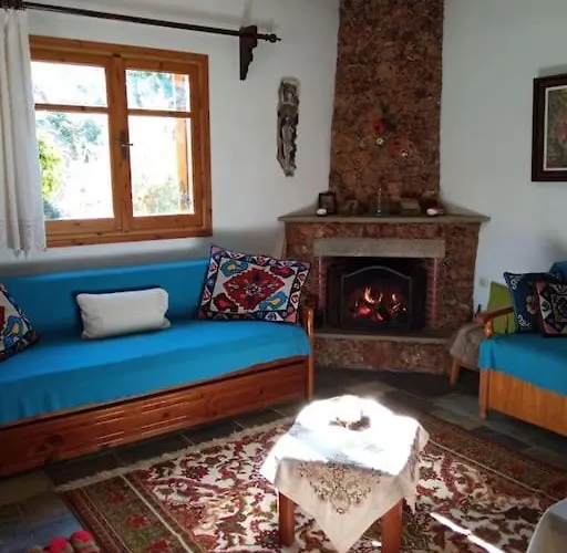 Nyaraló Persefoni's Traditional House